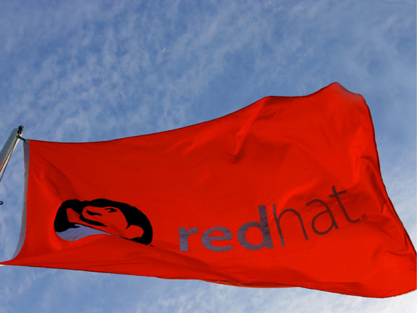 Red Hat Enterprise Linux & System z: How Red Hat uses System z